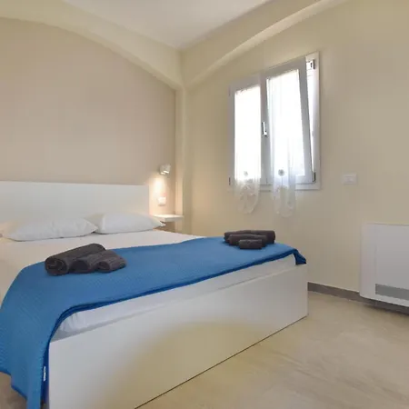 شقة 2 Bedroom Awesome In أونينا
