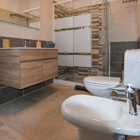 2 Bedroom Awesome In